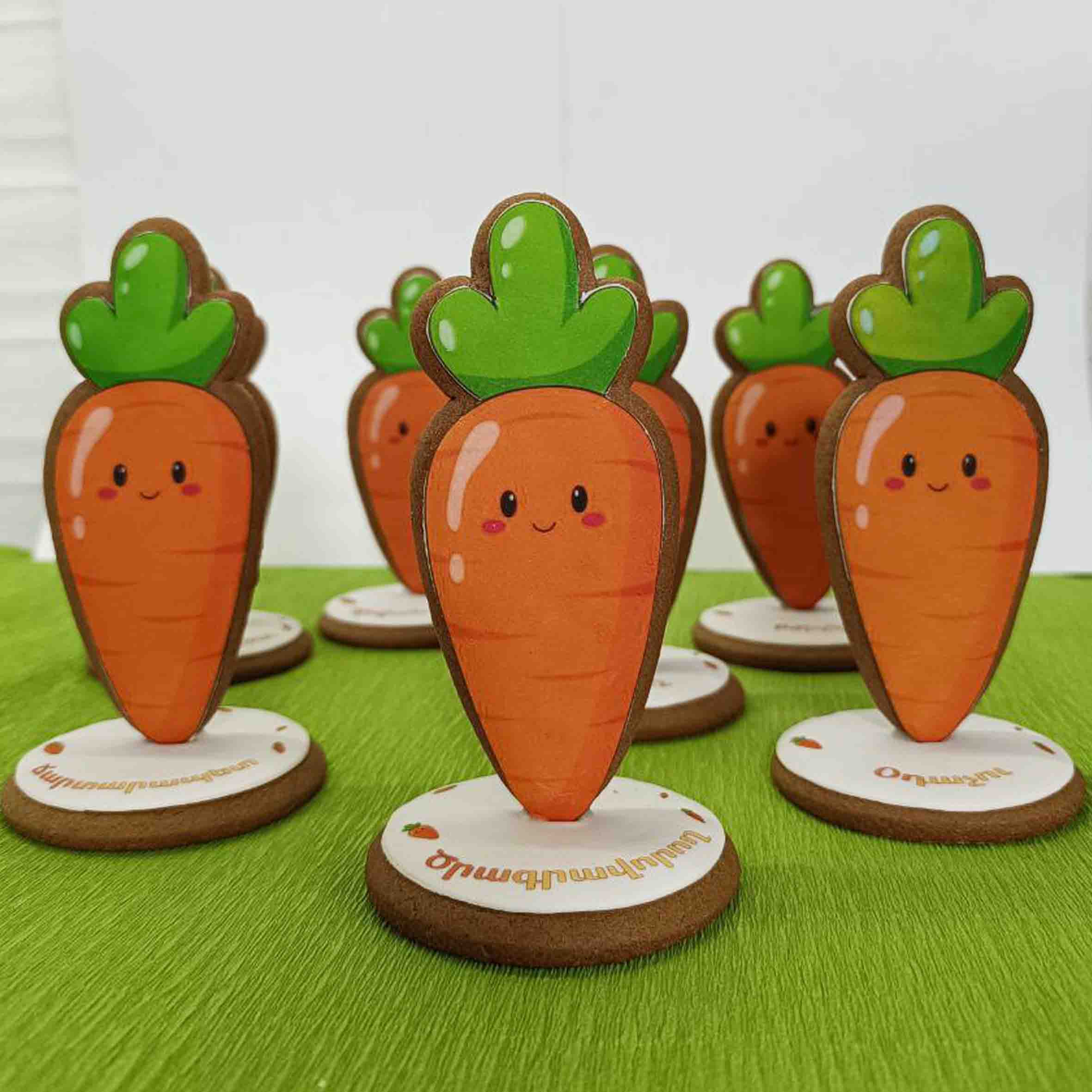     
            Carrot with stand
    